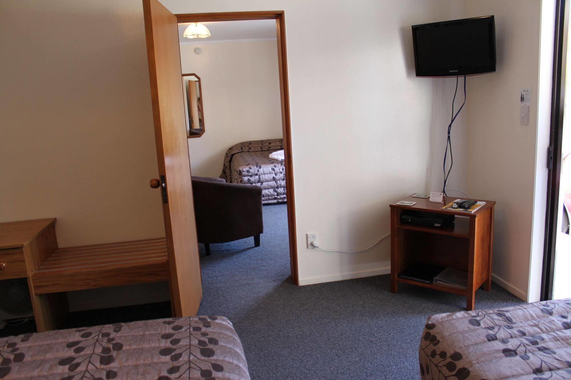 Cherry Court Motor Lodge Whangarei Exterior foto